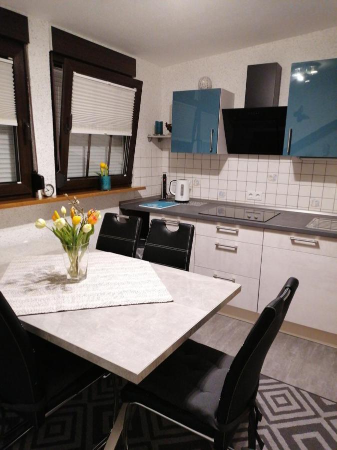 Ferienwohnung Schmitz Anschau Екстер'єр фото