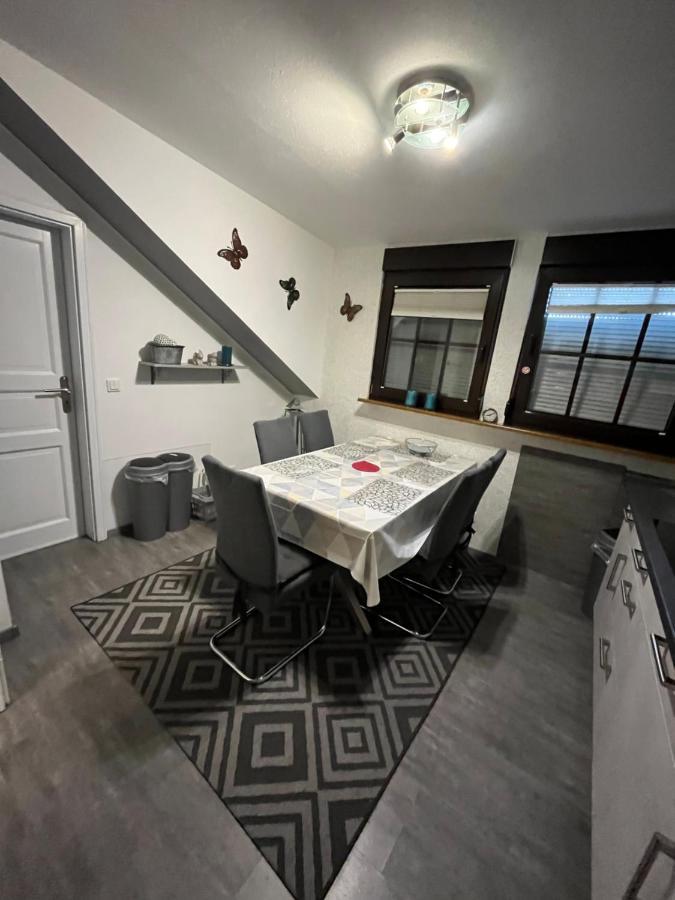 Ferienwohnung Schmitz Anschau Екстер'єр фото