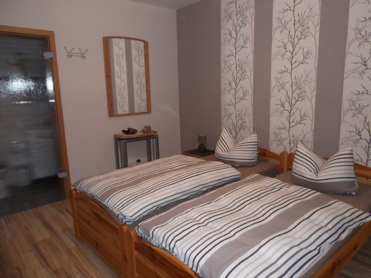 Ferienwohnung Schmitz Anschau Екстер'єр фото